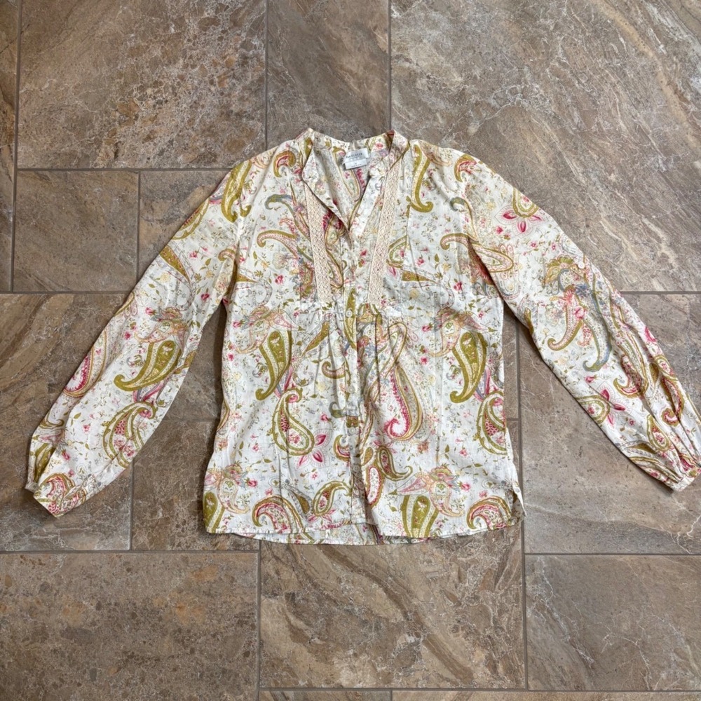 Van Heusen Womens Small Paisley Floral Button‎ Down Blouse Lace Trim Long Sleeve